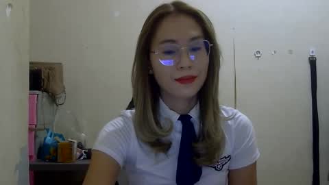 chelly4u69 online show from September 25, 6:20 am