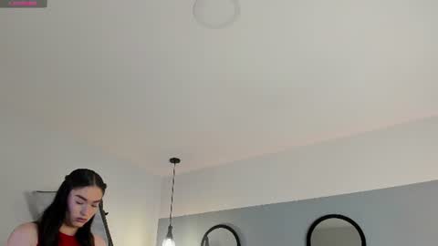 chelsea_bolton_ online show from June 10, 1:10 pm