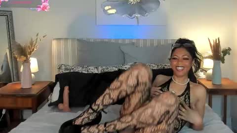 Chelseaquinn online show from November 20, 8:02 am