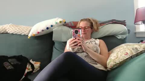 Snapshot of chelseasentra1 chatting on January 3, 5:53 pm Chelsea online show from January 3, 5:53 pm