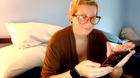 Chelsea online show from August 3, 2:56 pm