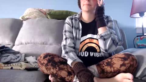 Snapshot of chelseasentra1 chatting on October 31, 5:02 pm Chelsea online show from October 31, 5:02 pm