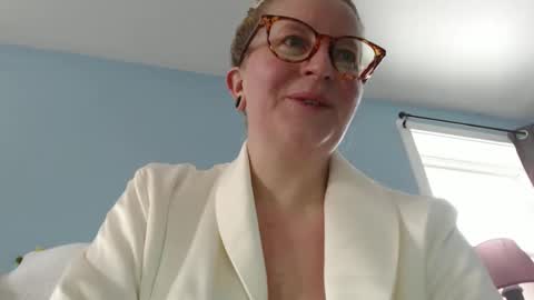 Snapshot of chelseasentra1 chatting on January 13, 5:12 pm Chelsea online show from January 13, 5:12 pm