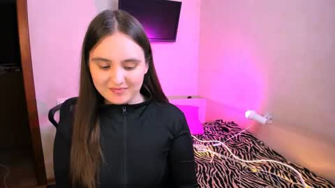 Chelsy  Luxe  online show from July 13, 11:47 am