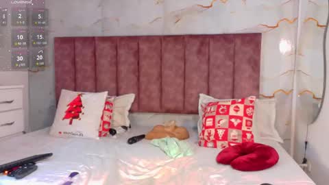   online show from November 28, 8:16 pm