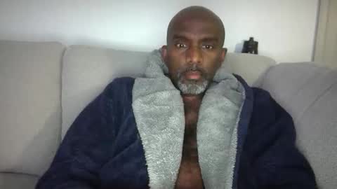 chenthu1979 online show from March 26, 11:26 am