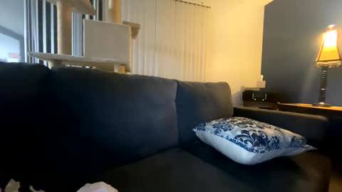 cherrieamaretto online show from October 18, 3:00 am