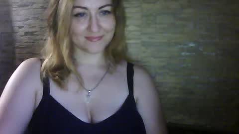 cherry04383 online show from July 26, 2:53 am