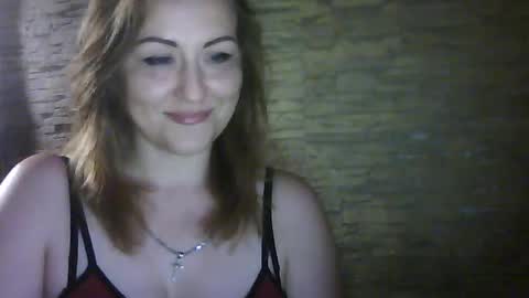 cherry04383 online show from July 1, 1:36 am