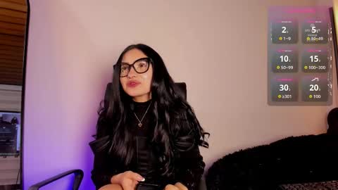 cherry_bunnyx online show from November 2, 4:23 am