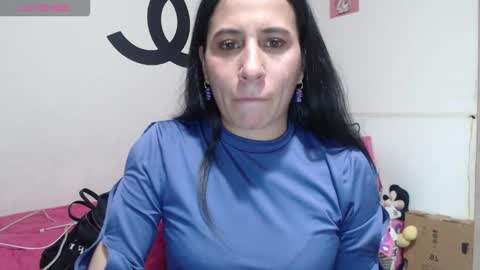 Nezumy Rey  online show from November 5, 2:35 am