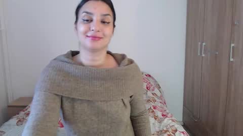 Snapshot of cherry_pie95 chatting on September 23, 6:29 am Sherry online show from September 23, 6:29 am