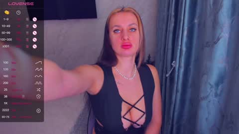 cherry_starrr online show from January 5, 5:51 am