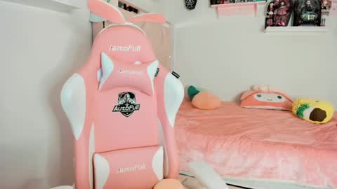 cherrycute666 online show from February 7, 6:24 am