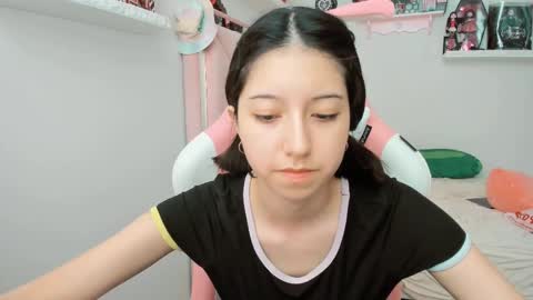 cherrycute666 online show from February 12, 10:37 pm