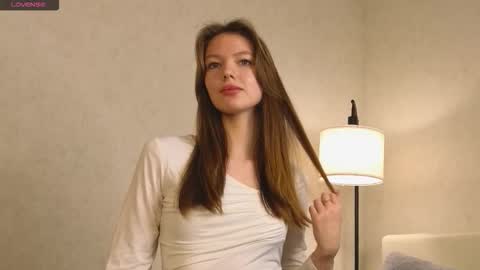 Loise online show from February 9, 5:27 pm