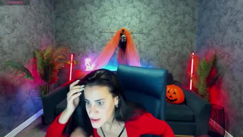 Snapshot of cherrysecret_ chatting on October 29, 5:25 pm Sheri online show from October 29, 5:25 pm