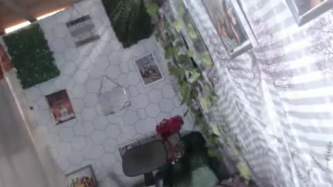 chescahotxxxl online show from November 23, 2:20 am