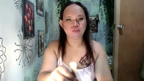 Snapshot of chescahotxxxl chatting on March 3, 12:59 am chescahotxxxl online show from March 3, 12:59 am