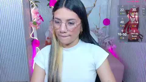 Chiara  online show from June 23, 11:50 am