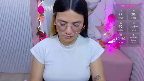 Chiara  online show from July 21, 7:05 pm