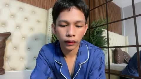 chick_renz online show from June 13, 3:55 pm