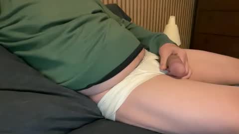 chiguy63v4 online show from October 22, 2:19 pm