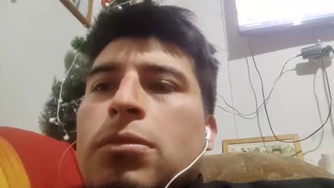 chilehot28 online show from December 15, 1:01 am