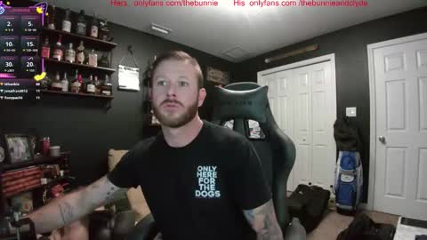 Chillinthemosttt online show from November 3, 3:18 am