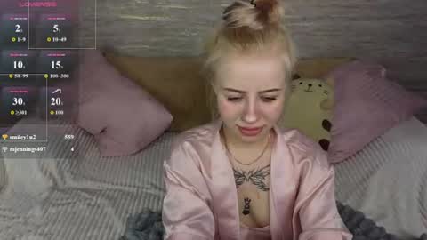 Chloe online show from June 10, 9:24 pm