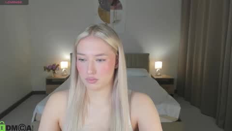 Chloe online show from January 19, 4:00 am