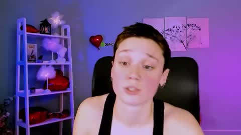 chloe_berry1 online show from March 1, 10:19 am