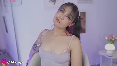 Chloe  online show from July 4, 2:48 am