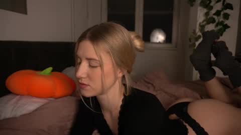 Arianaa Mourrr online show from February 16, 5:16 am