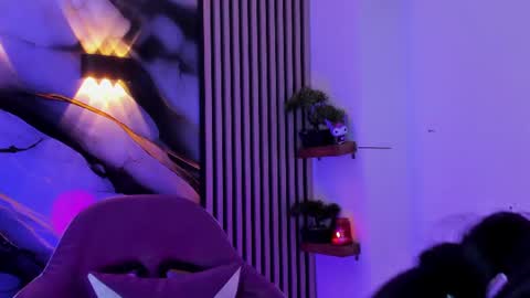 chloe_jacksonn online show from July 7, 9:52 pm