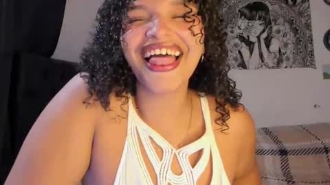 chloe_kisses online show from September 24, 11:06 am