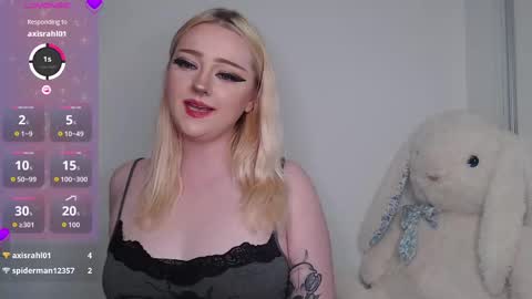 Chloe Levine online show from September 17, 3:21 am