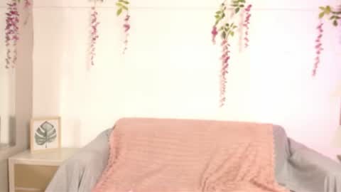 chloe_peach_ online show from June 10, 1:10 pm