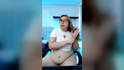 chloe_prg online show from July 13, 10:13 pm