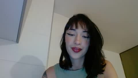 cloes  online show from September 16, 12:45 am