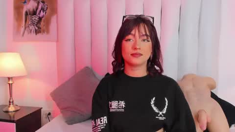 chloe_wilson7 online show from April 20, 11:57 am