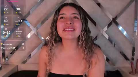 chloebelle_ online show from July 29, 8:42 pm