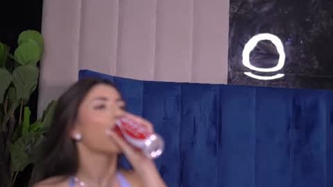 Chloe online show from June 12, 7:02 pm