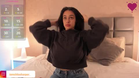  Chloe Harper  online show from March 2, 11:39 am