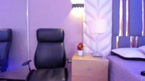  Chloe Harper  online show from June 12, 11:42 am