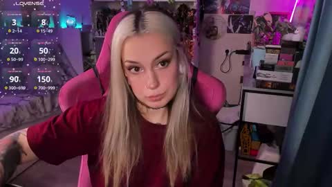 ChloeKohaku online show from January 6, 2:15 am