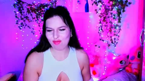 ChloeRicci online show from December 13, 7:53 pm