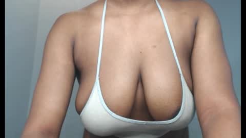 ESTHER online show from October 1, 10:14 am