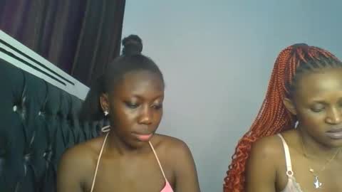 chocobear22 online show from December 1, 9:18 am