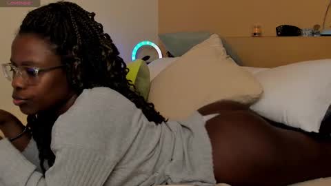 Snapshot of chocolandra_10 chatting on January 28, 5:35 pm Amber online show from January 28, 5:35 pm